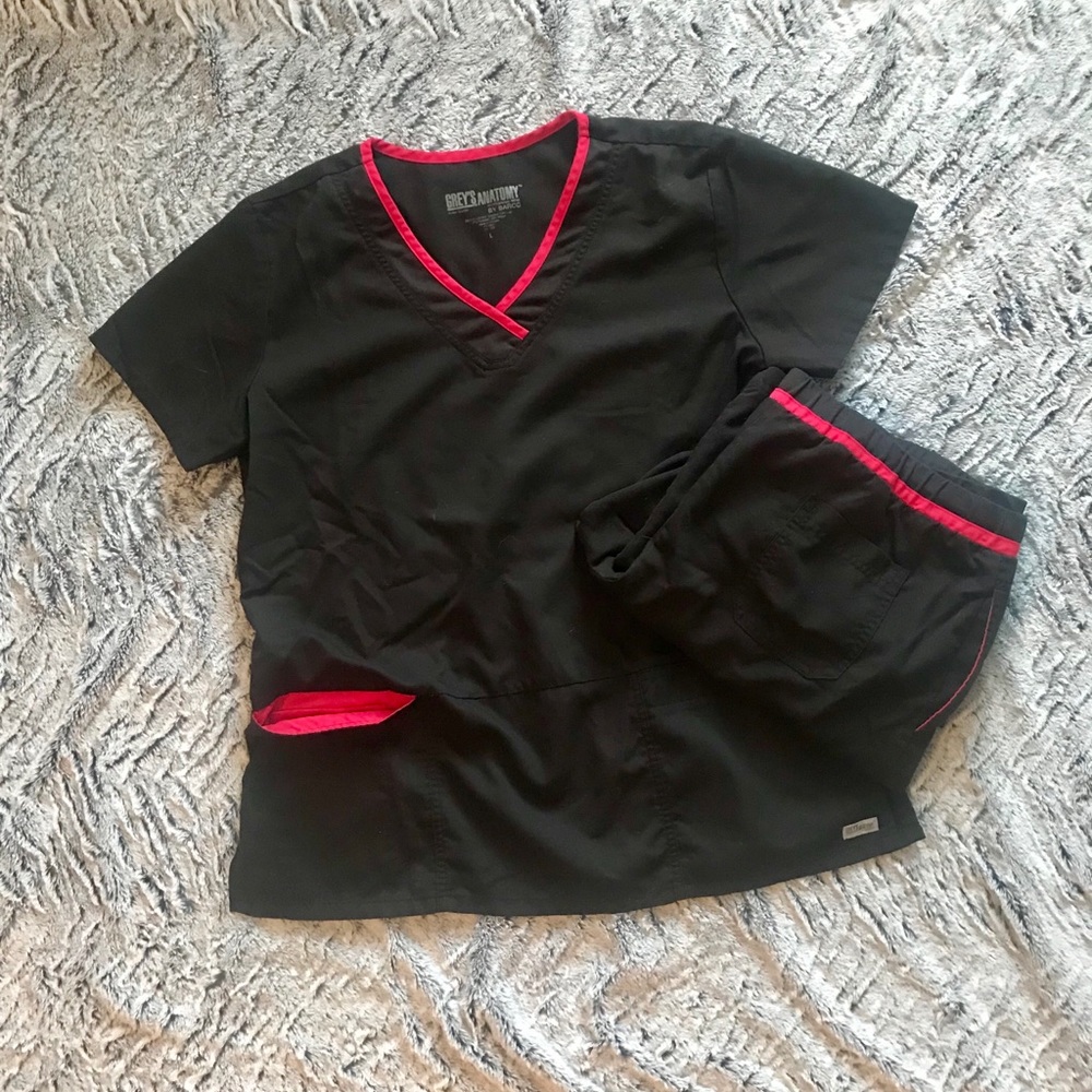 Grey’s Anatomy two-tone scrub set